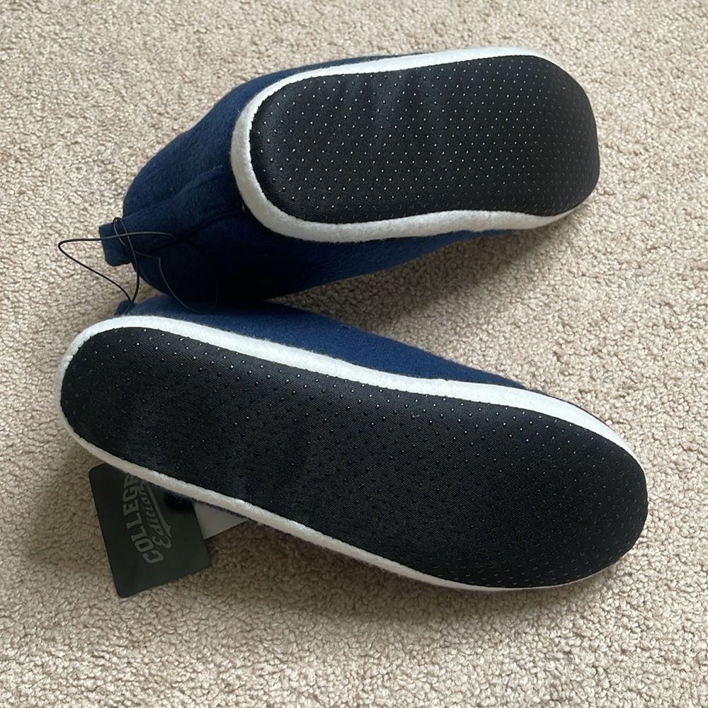 NWT Navy and White High-Top Knit Boot - Picture 6 of 6
